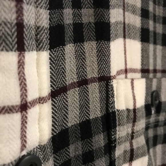 Express Flannel Shirt - SUPER SOFT - Large - Picture 4 of 5